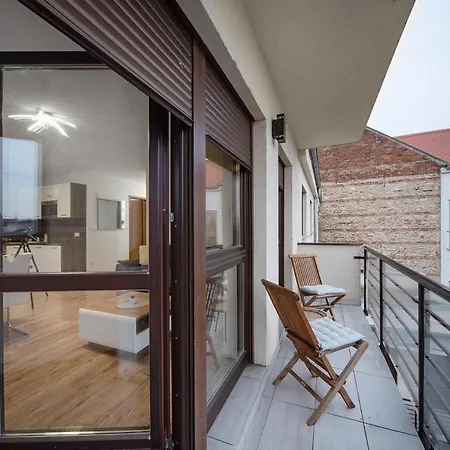 Agoston 4 - Boti * 페치